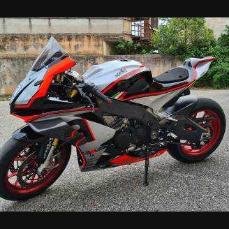 Lackierte Rennverkleidung Aprilia RSV4 2015 - 2020 - MXPCRV13863