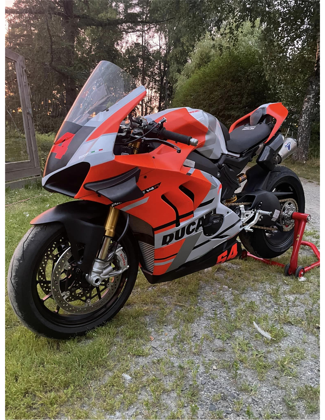 Front fairing's sticker - Ducati Panigale V4 / V4S / V4R