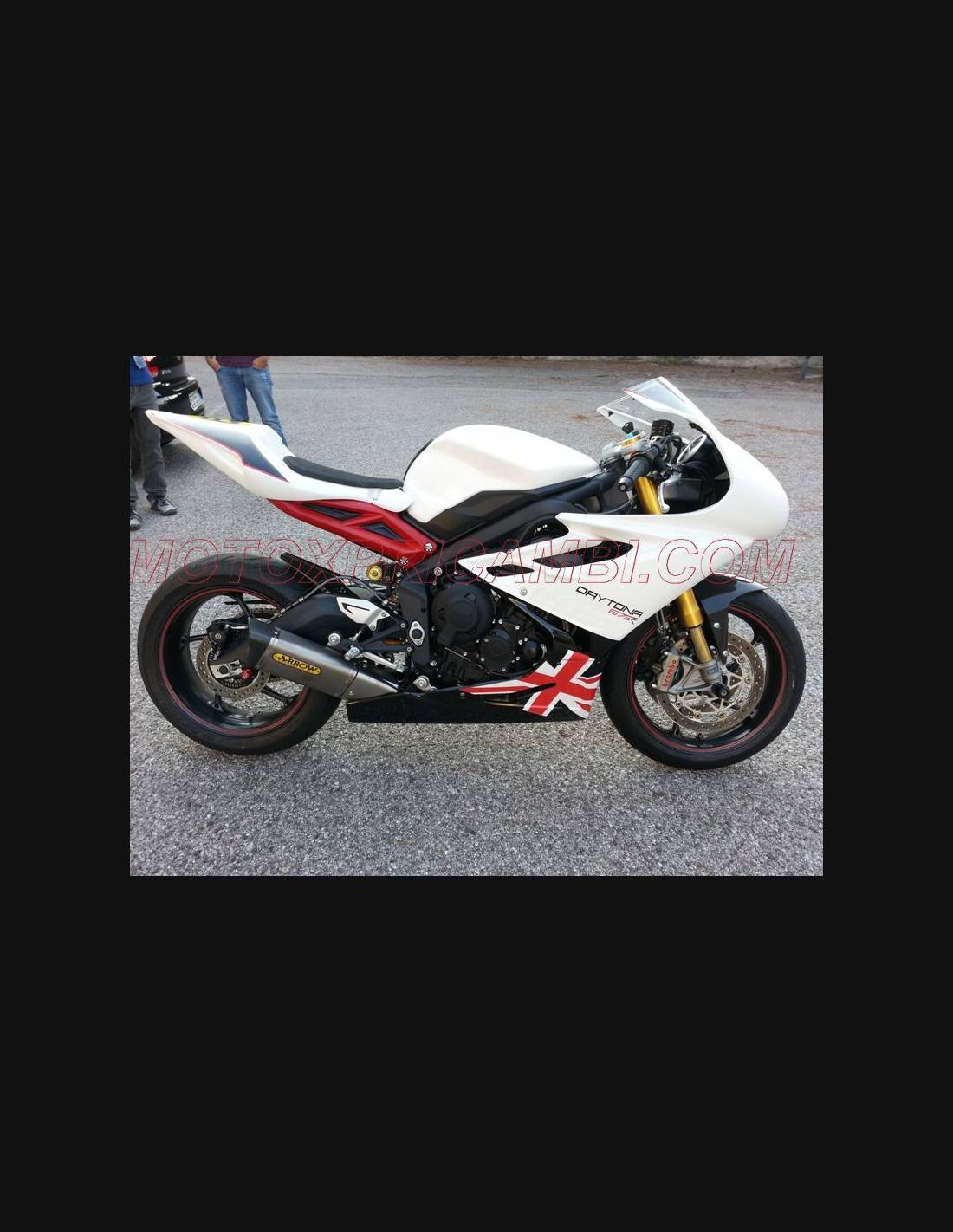 Painted Race Fairings Triumph 675 2013 2018 MXPCRV6024 Tipo di verniciatura Economic